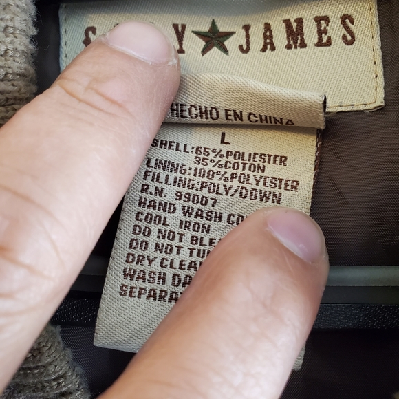 Vest - Picture 3 of 3